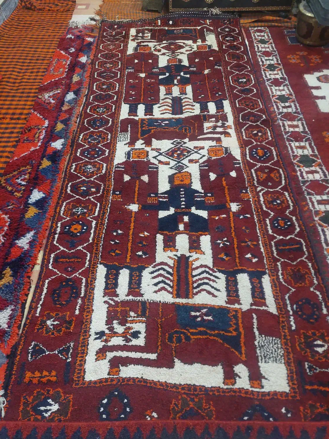 فرش دست بافت قدیمی انتیک بشرط دله|فرش|اهواز, کوی علوی|دیوار