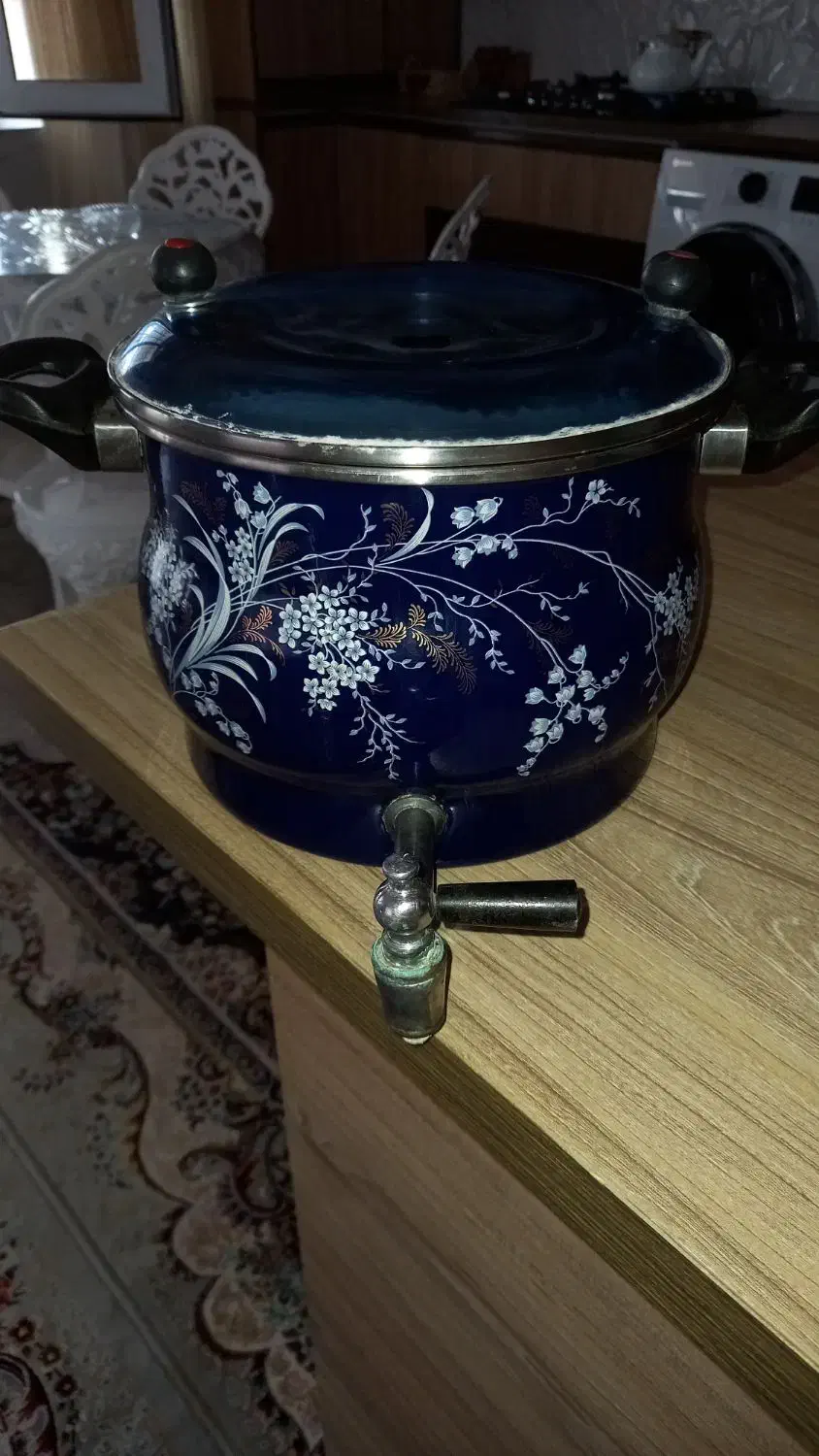 کتری لعابی وسطل|قوری، کتری، قهوه‌ساز دستی|لاهیجان, لیالستان|دیوار