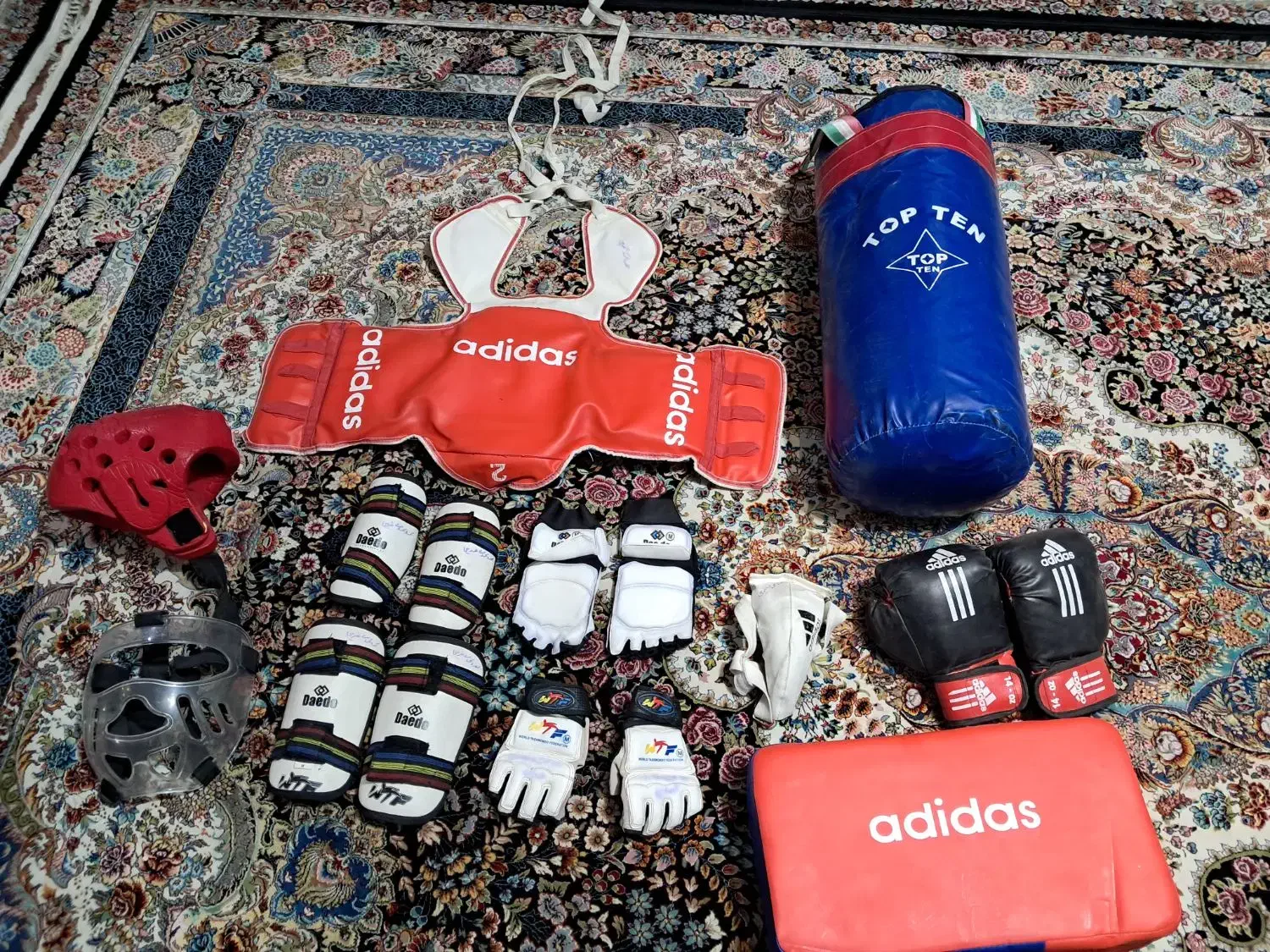 لوازم تکواندو و کیسه بوکس|تجهیزات ورزشی|گلستان (تهران), |دیوار