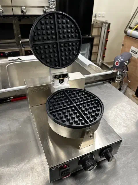 وافل ساز گرد|کافی‌شاپ و رستوران|تهران, بوستان سرخه حصار|دیوار