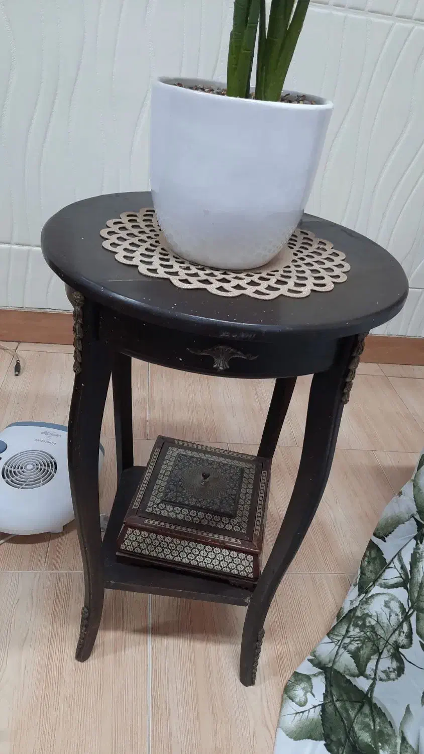 میز تلفن|میز تلفن|رشت, پستک|دیوار