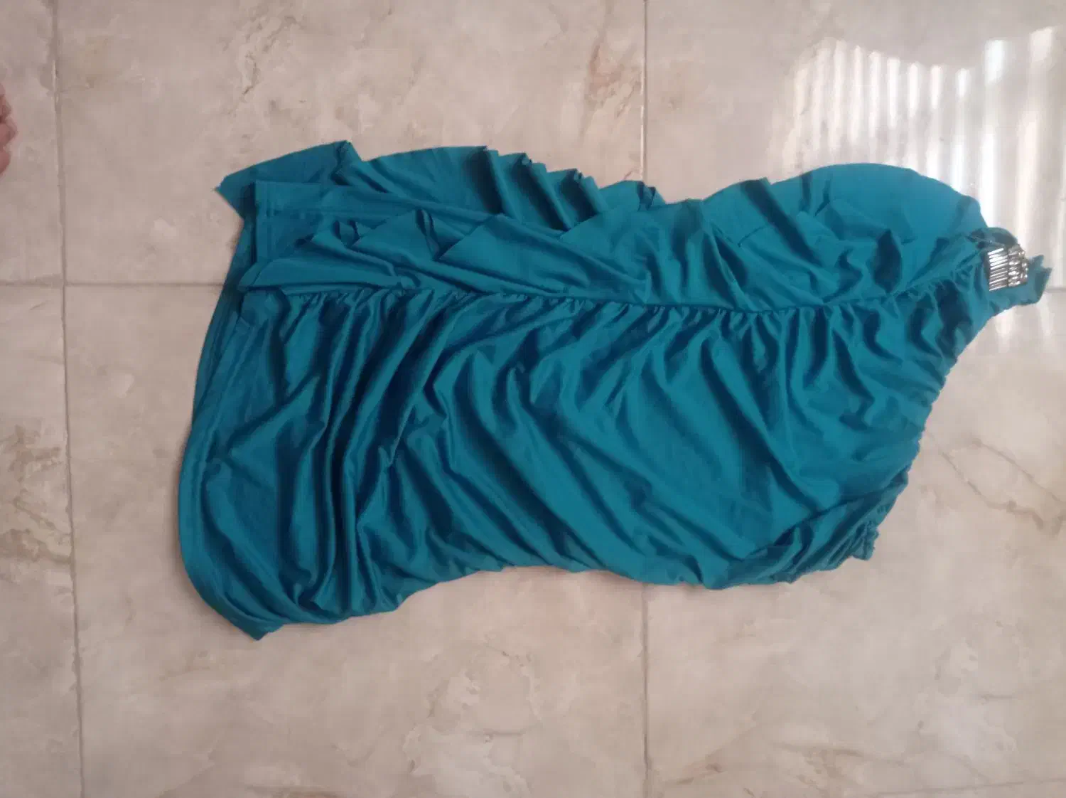 لباس نو|لباس|قزوین, |دیوار