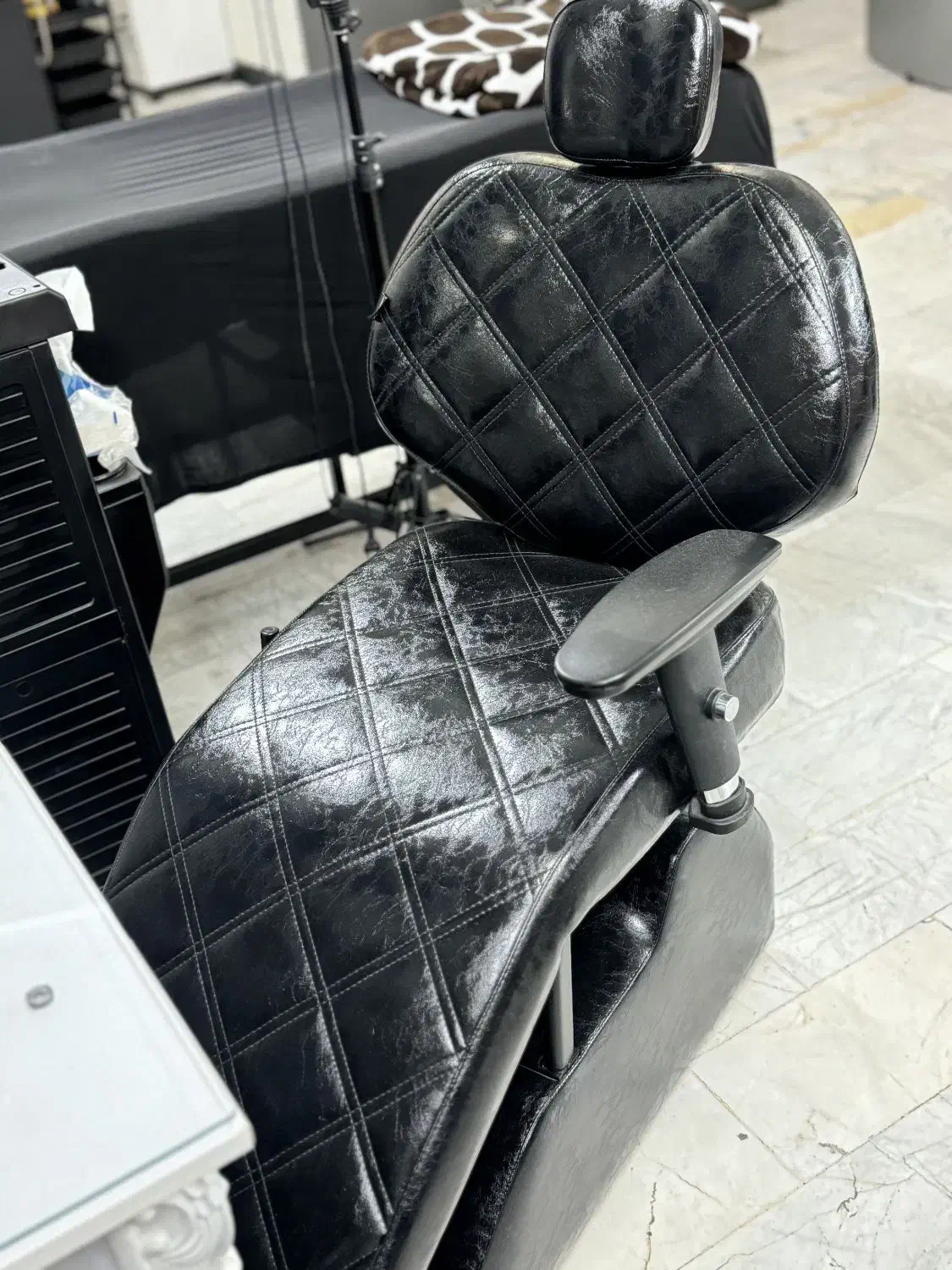 اجاره صندلی اصلاح|استخدام درمانی، زیبایی، بهداشتی|تهران, جنتآباد جنوبی|دیوار