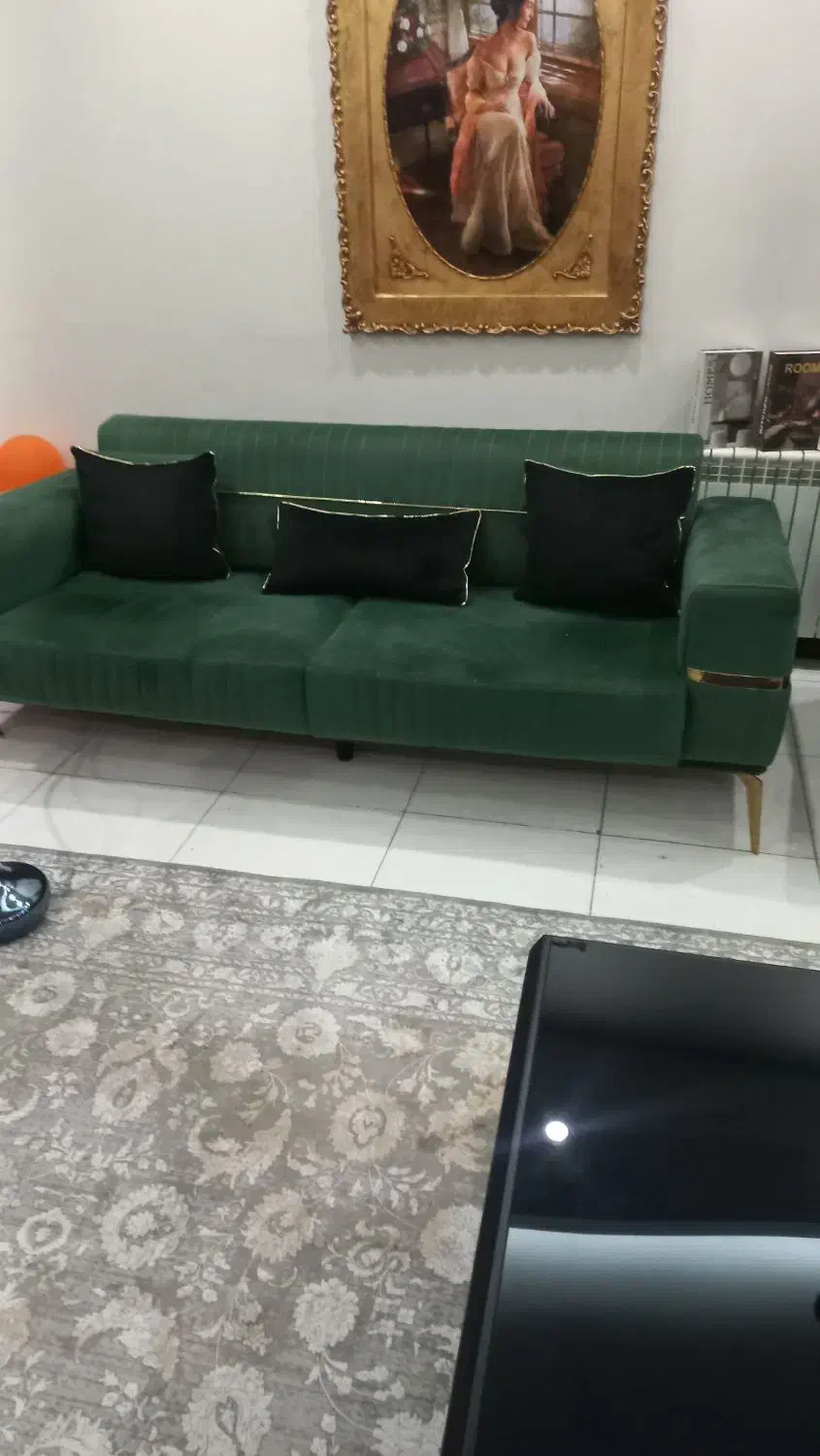 مبل و میز نهارخوری ۶ نفره میز وسط و عباس|مبلمان خانگی و میز عسلی|کرج, شهرک بیدارچشمه|دیوار