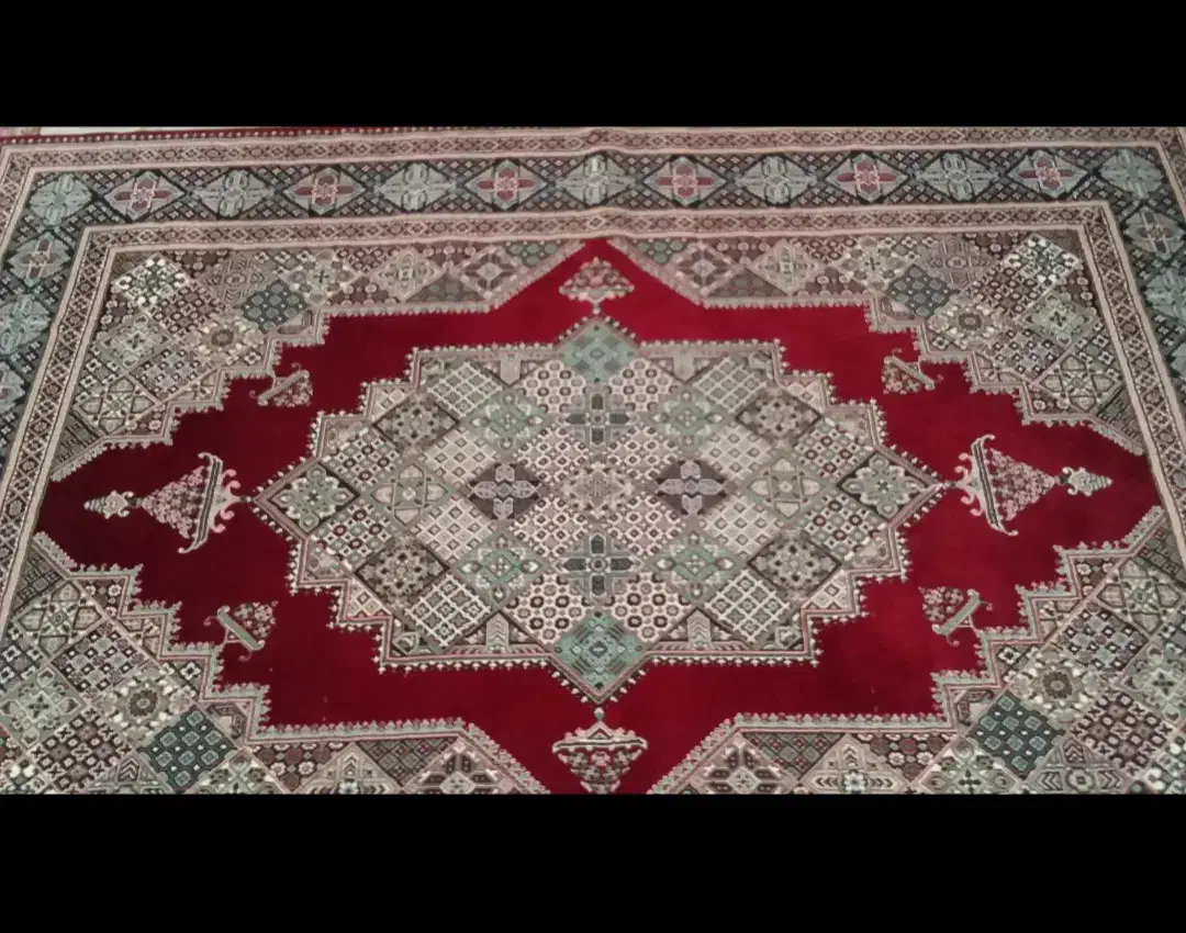 فرش نه متری|فرش|اصفهان, پوریای ولی|دیوار