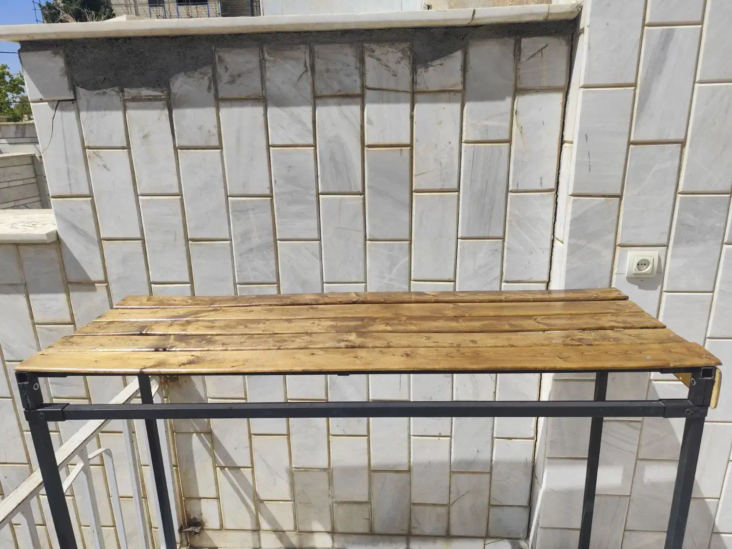 قفسه چوبی فلزی ورگال وسط|کتابخانه، شلف، قفسه‌های دیواری|کرمانشاه, |دیوار