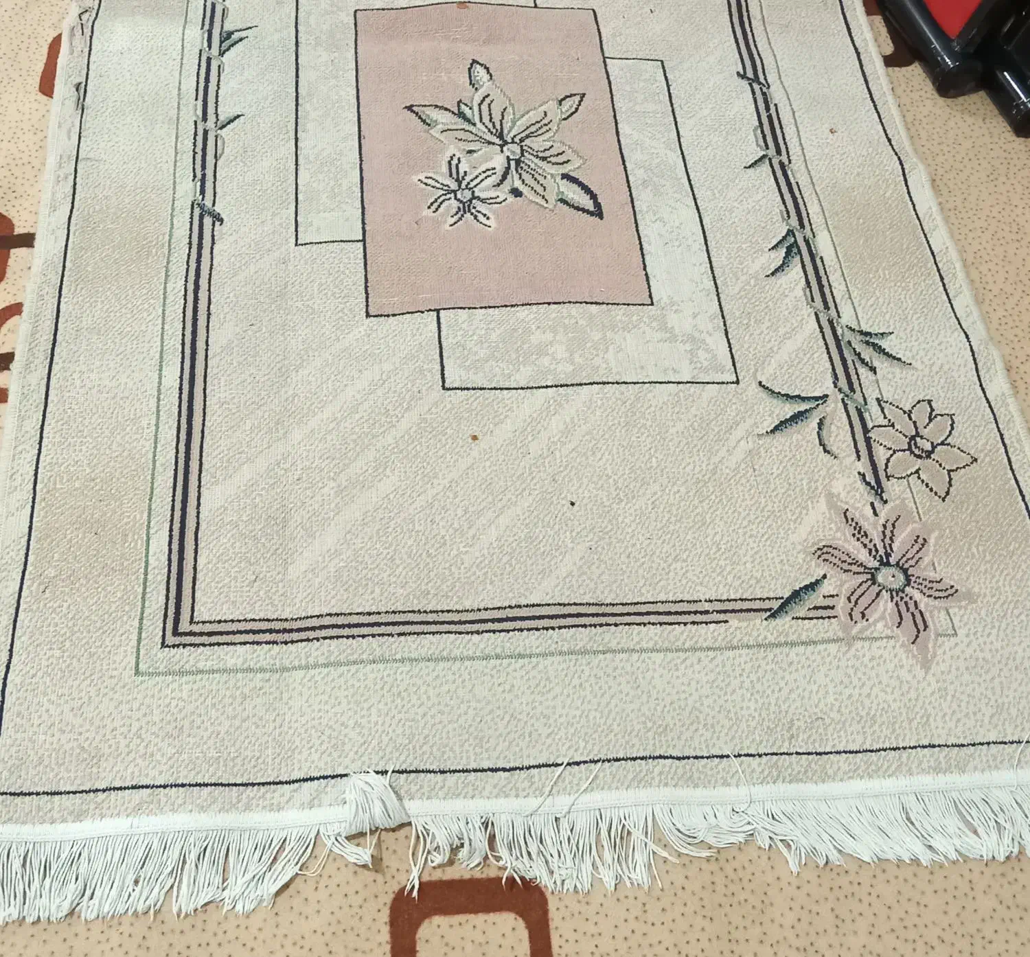 ۳ عدد قالیچه|فرش|قم, نیروگاه|دیوار