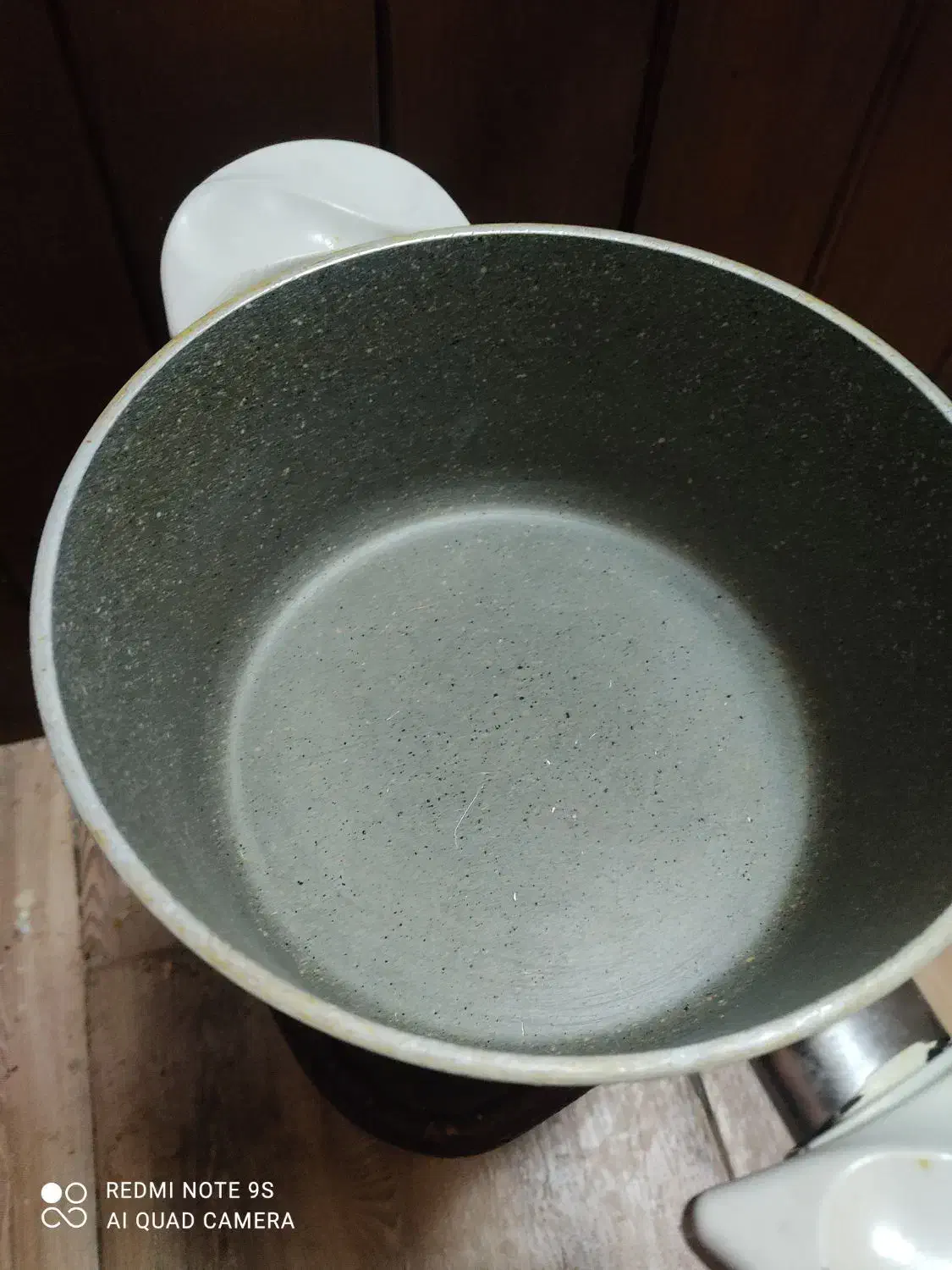 قابلمه چدنی خارجی|ظروف پختوپز|اصفهان, خواجو|دیوار