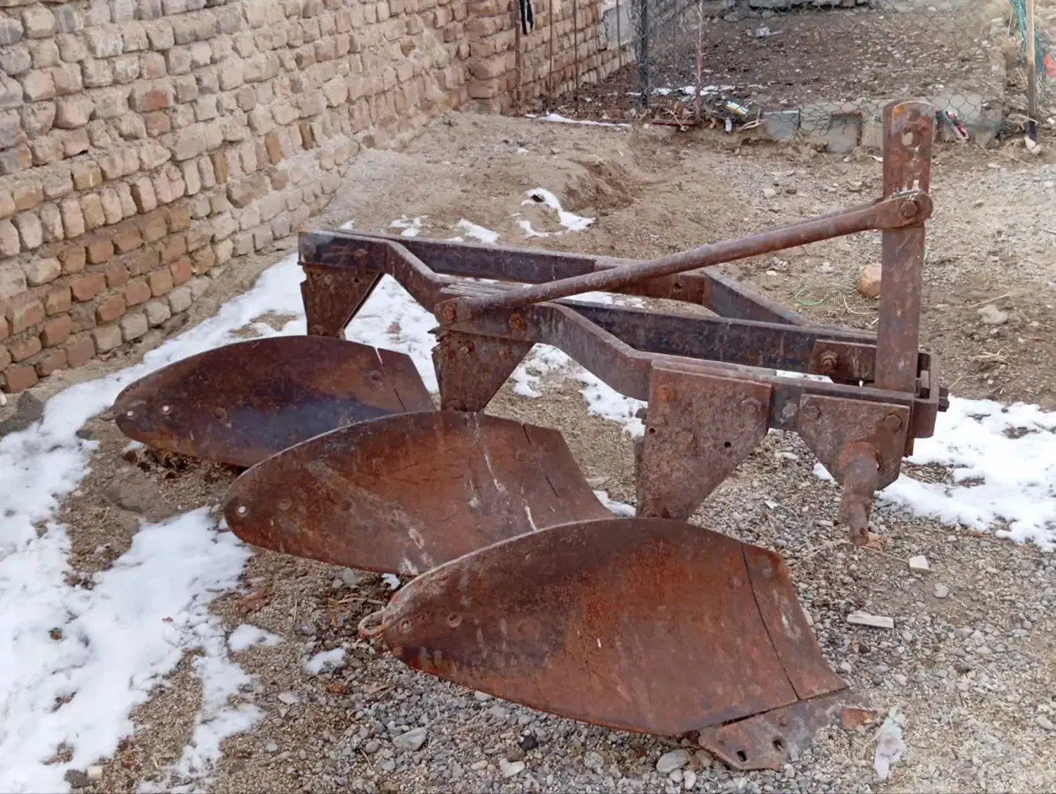 گاو آهن ۱۴|کلکسیون اشیاء عتیقه|بروجرد, |دیوار