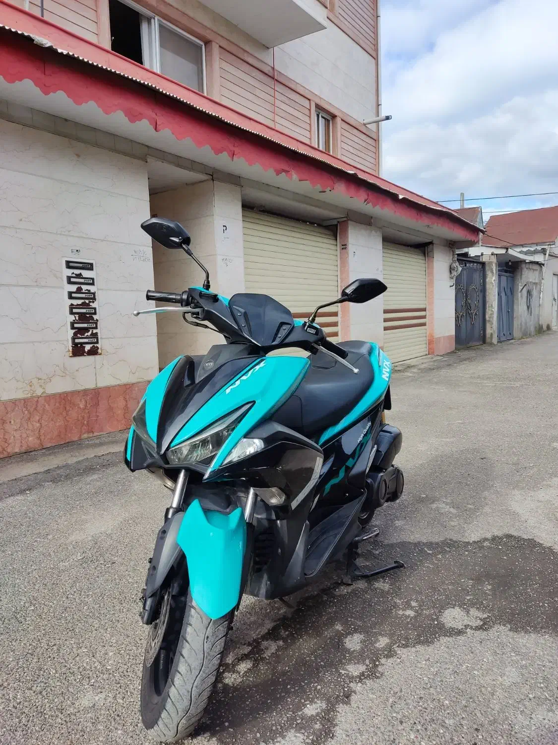 موتور آیروکس nvx|موتورسیکلت|خمام, |دیوار