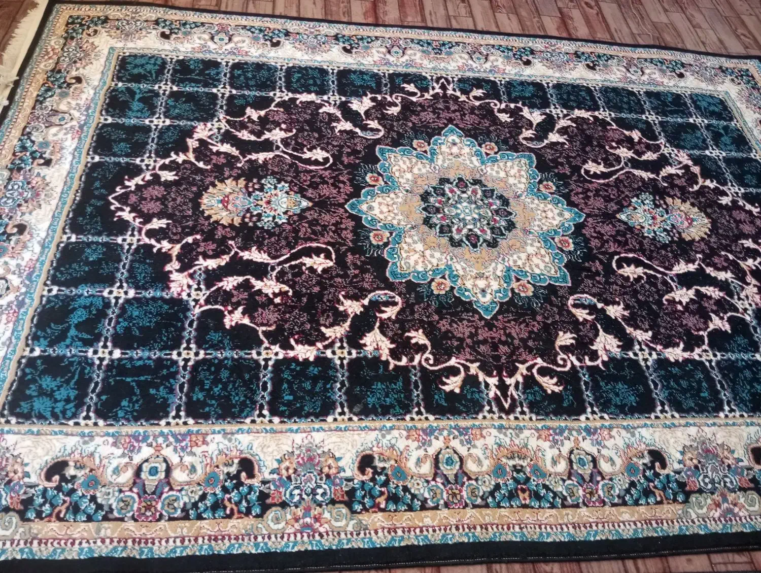 فرش ۶متری|فرش|شاهین دژ, |دیوار