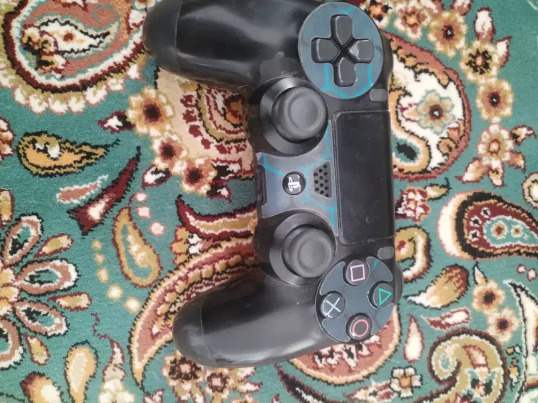 ps4 اسلیم 1ترا کپی خور. دوسته اصلی ورژن9جهت معاوضه|کنسول، بازی ویدئویی و آنلاین|کرمان, |دیوار