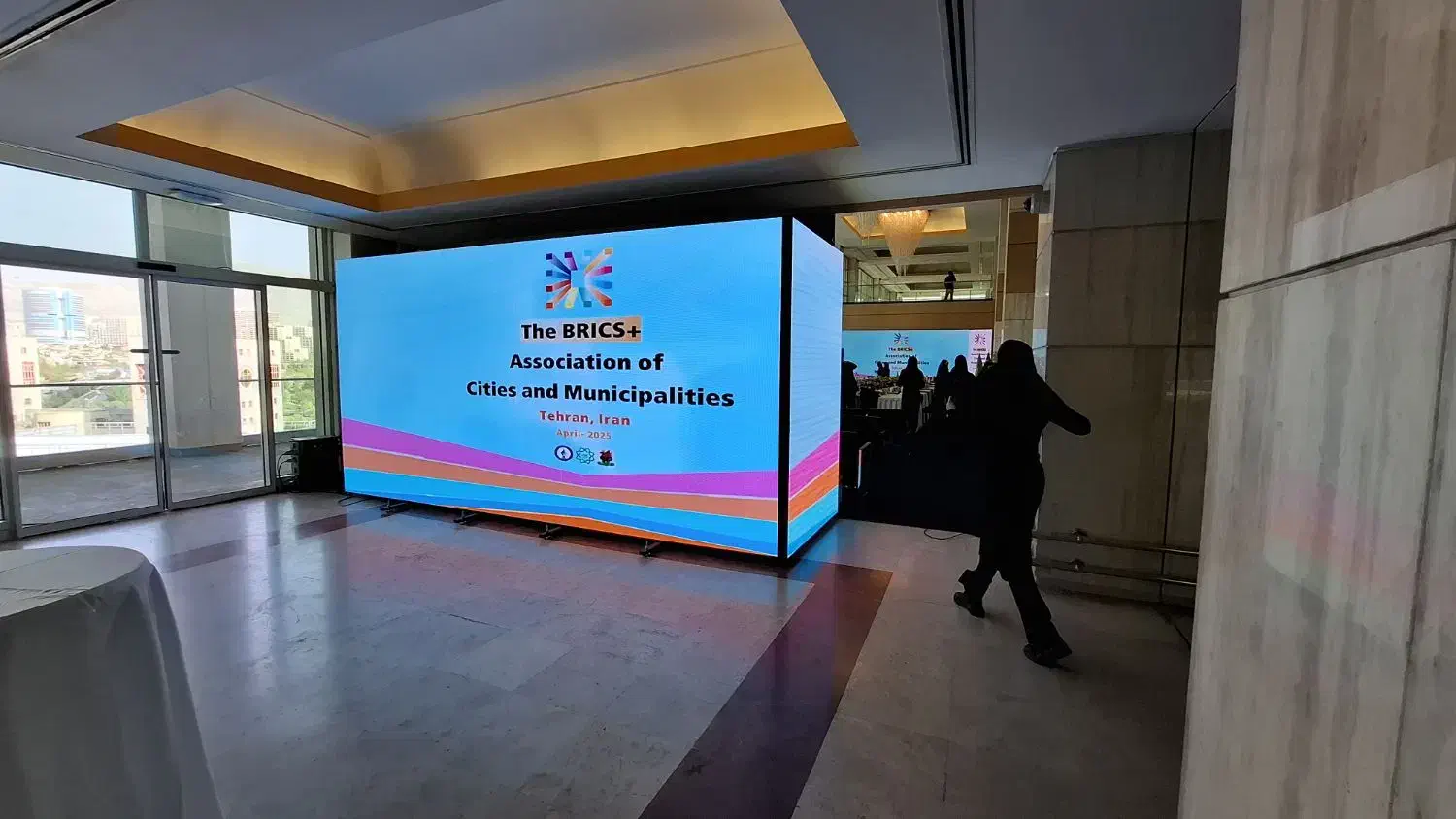 ویدئو وال نمایشگر شهری|تلویزیون و پروژکتور|تهران, صادقیه|دیوار