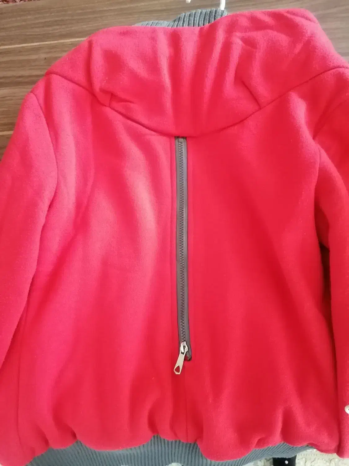 بامبر خوشکل|لباس|صدرا-فارس, فاز ۲|دیوار