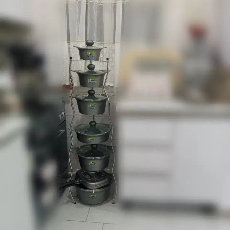 استند قابلمه ( پایه قابلمه)کاملا نو مناسب جهیزیه|آب‌چکان و نظم‌دهنده ظروف|نسیم‌شهر, |دیوار