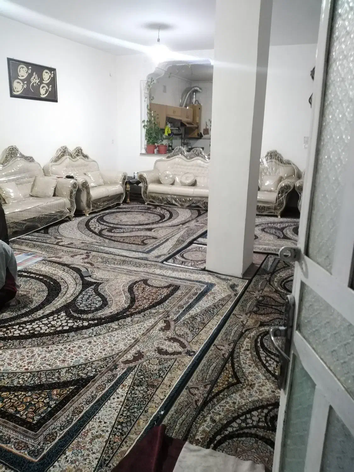 منزل مبله مستقل وشیک وتمیز|اجارهٔ کوتاه‌مدت آپارتمان و سوئیت|شیراز, شهرک مطهری|دیوار