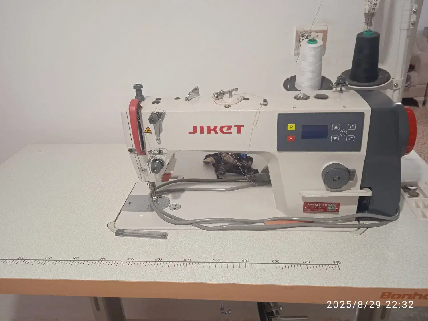 فروش چرخ خیاطی کاملا صفر|چرخ خیاطی و ریسندگی|سقز, |دیوار