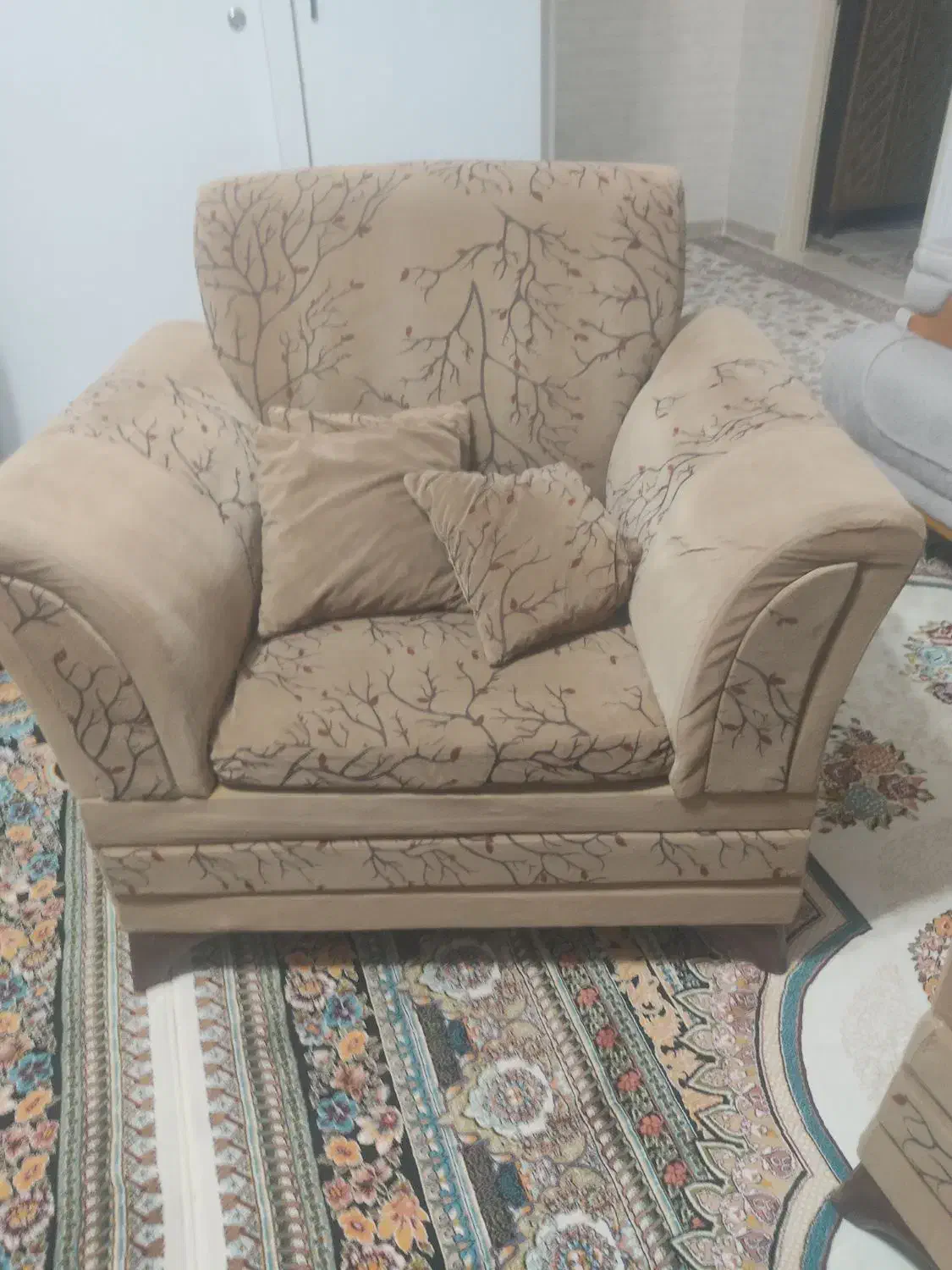 مبل 7 نفره کارکرده|مبلمان خانگی و میز عسلی|کرج, کمال‌شهر|دیوار