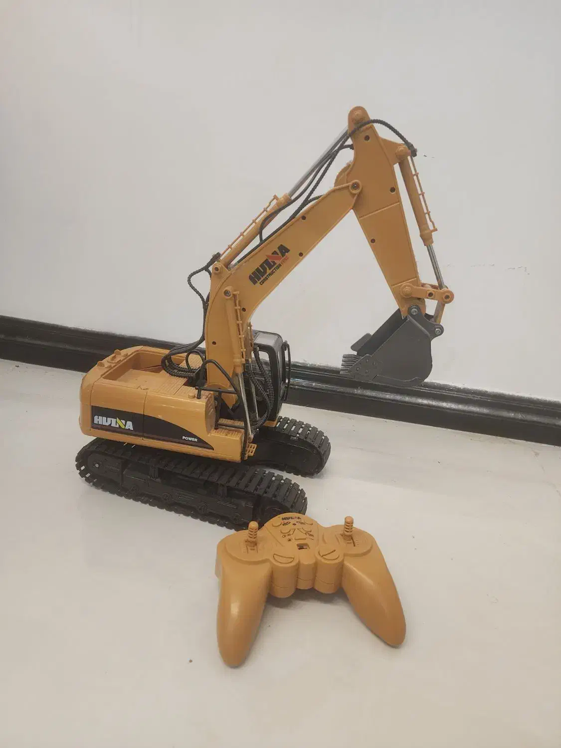 بیل مکانیکی ۵۰ سانتی|اسباب‌‌بازی|بوشهر, |دیوار