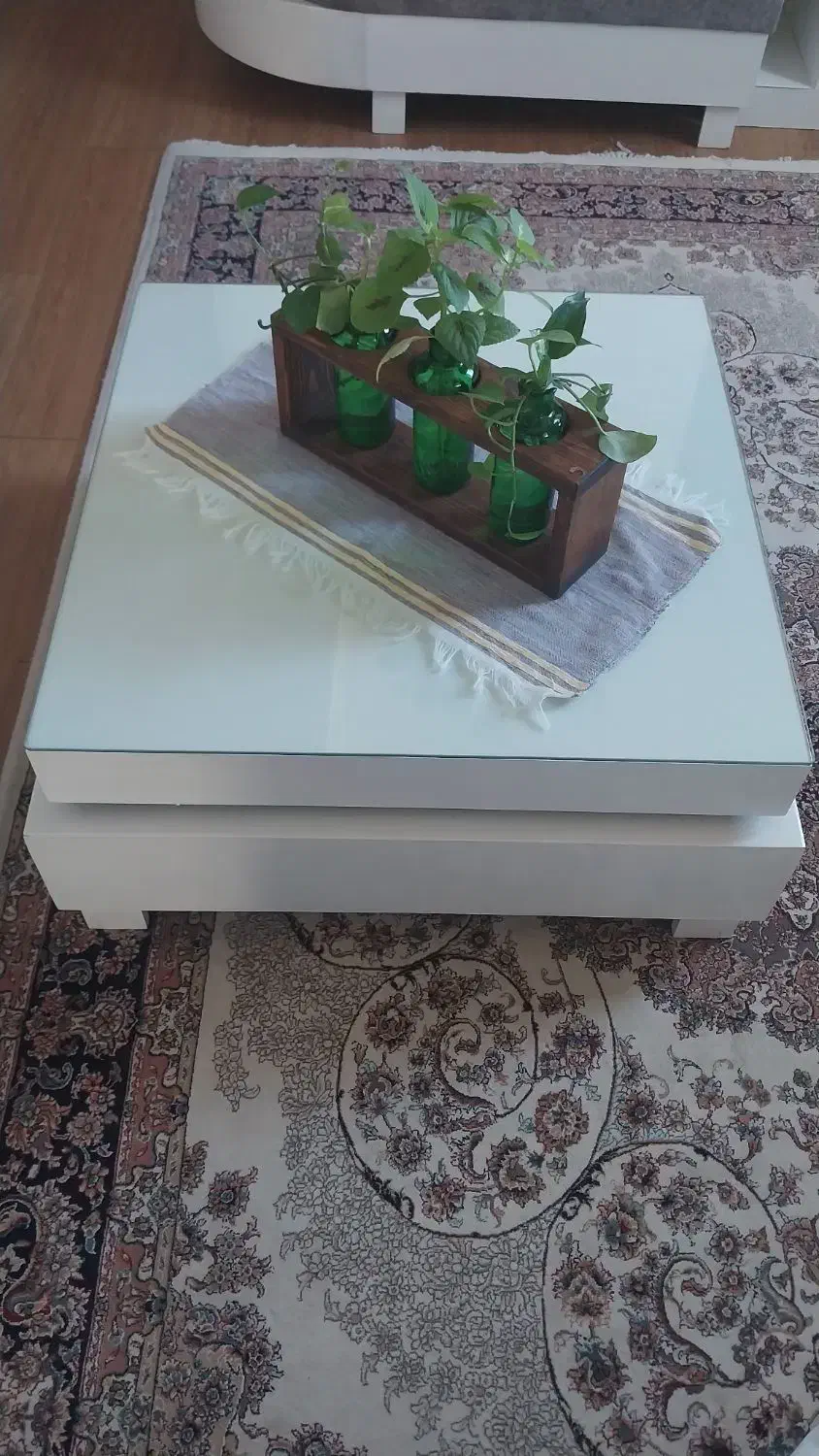 میزجلومبلی مربع|مبلمان خانگی و میز عسلی|هشتگرد, فاز ۱ مهستان|دیوار