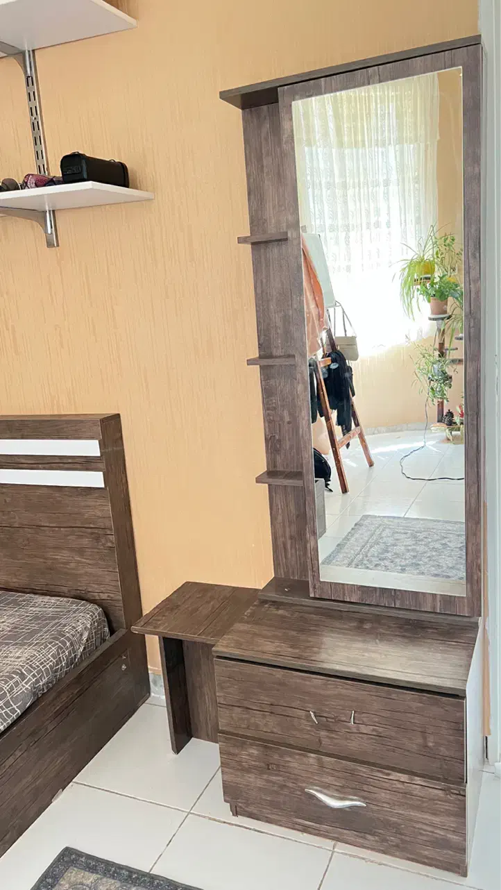 ست تخت و میز توالت به همراه تشک|تخت و سرویس خواب|کرمانشاه, |دیوار