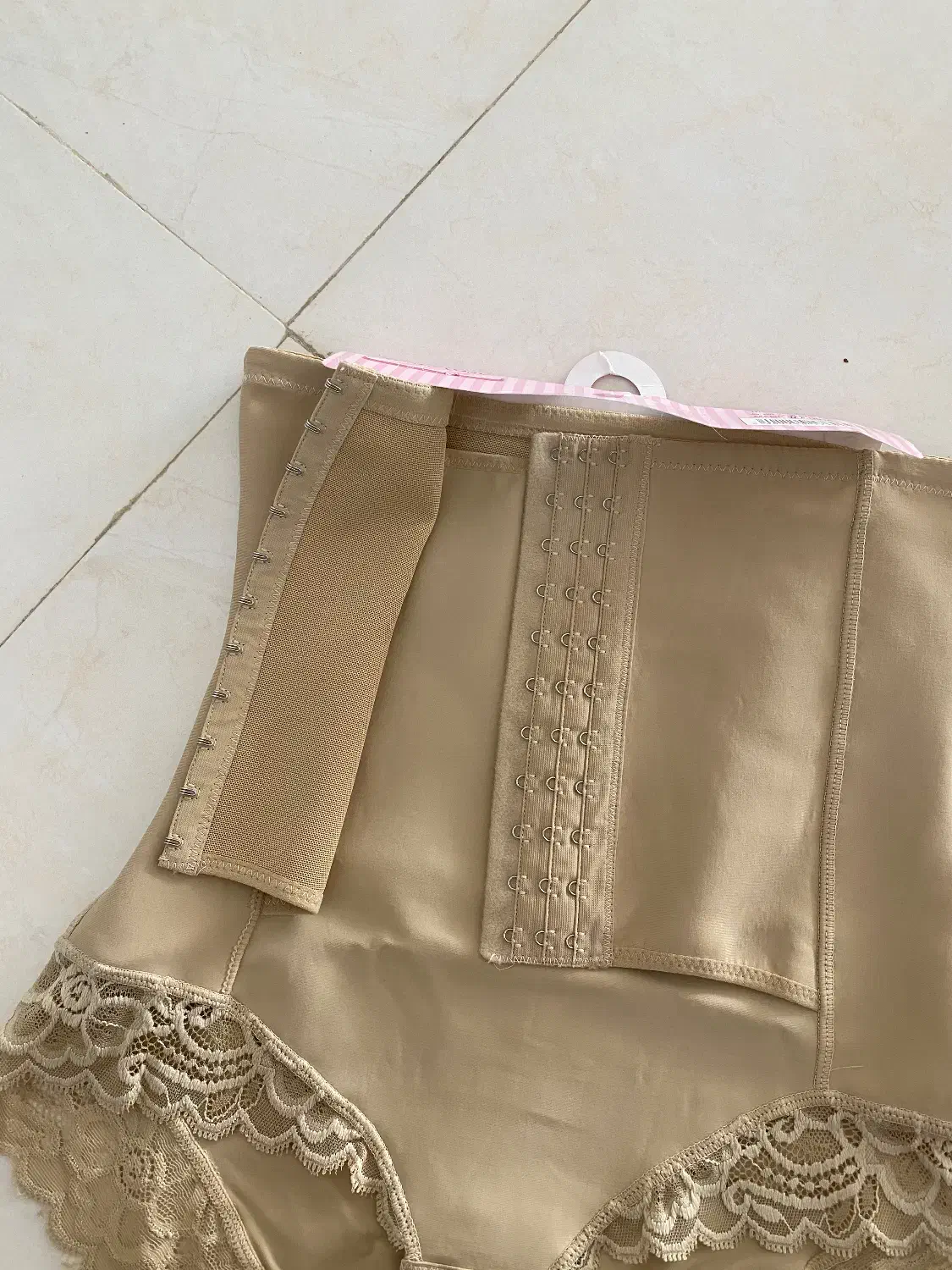 گن جنس خارجی|لباس|گلستان (تهران), |دیوار