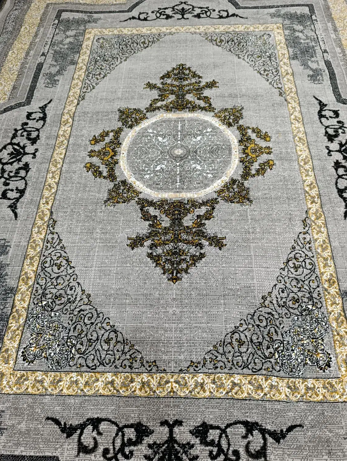 فرش دوازده متری دوعدد قالی مشهد کاملا نو|فرش|یزد, |دیوار