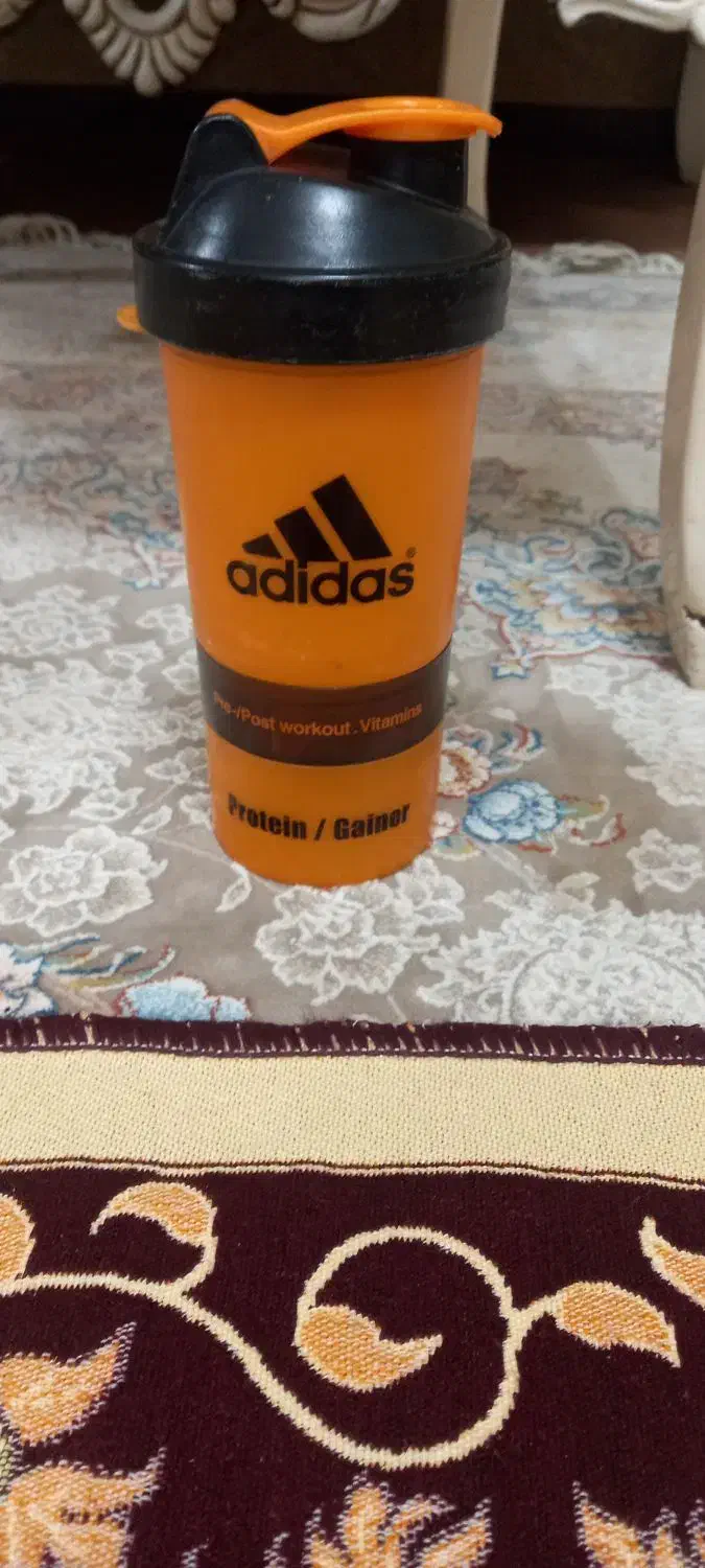 شیکر بدنسازی|تجهیزات ورزشی|فولادشهر, فولادشهر|دیوار