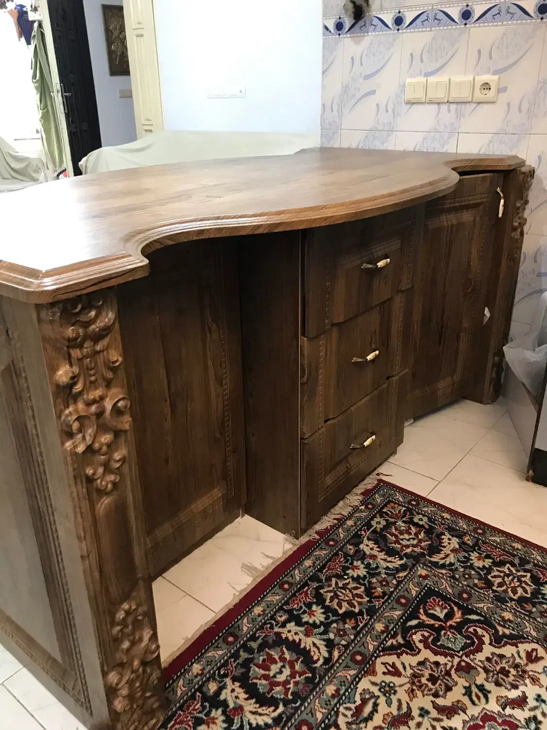 میز|میز و صندلی غذاخوری|آستارا, |دیوار