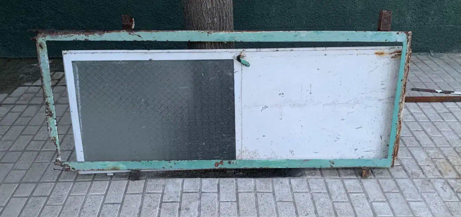 درب آهنی انباری یا سرویس|مصالح و تجهیزات ساختمان|مشهد, چهارچشمه|دیوار