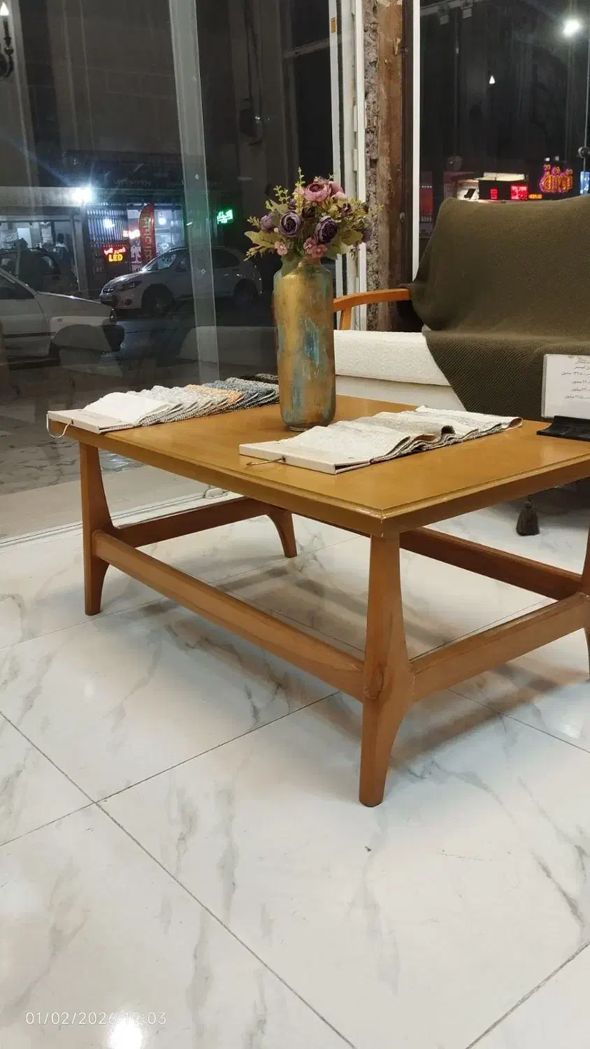 جلو مبلی عسلی|مبلمان خانگی و میز عسلی|کرمان, |دیوار