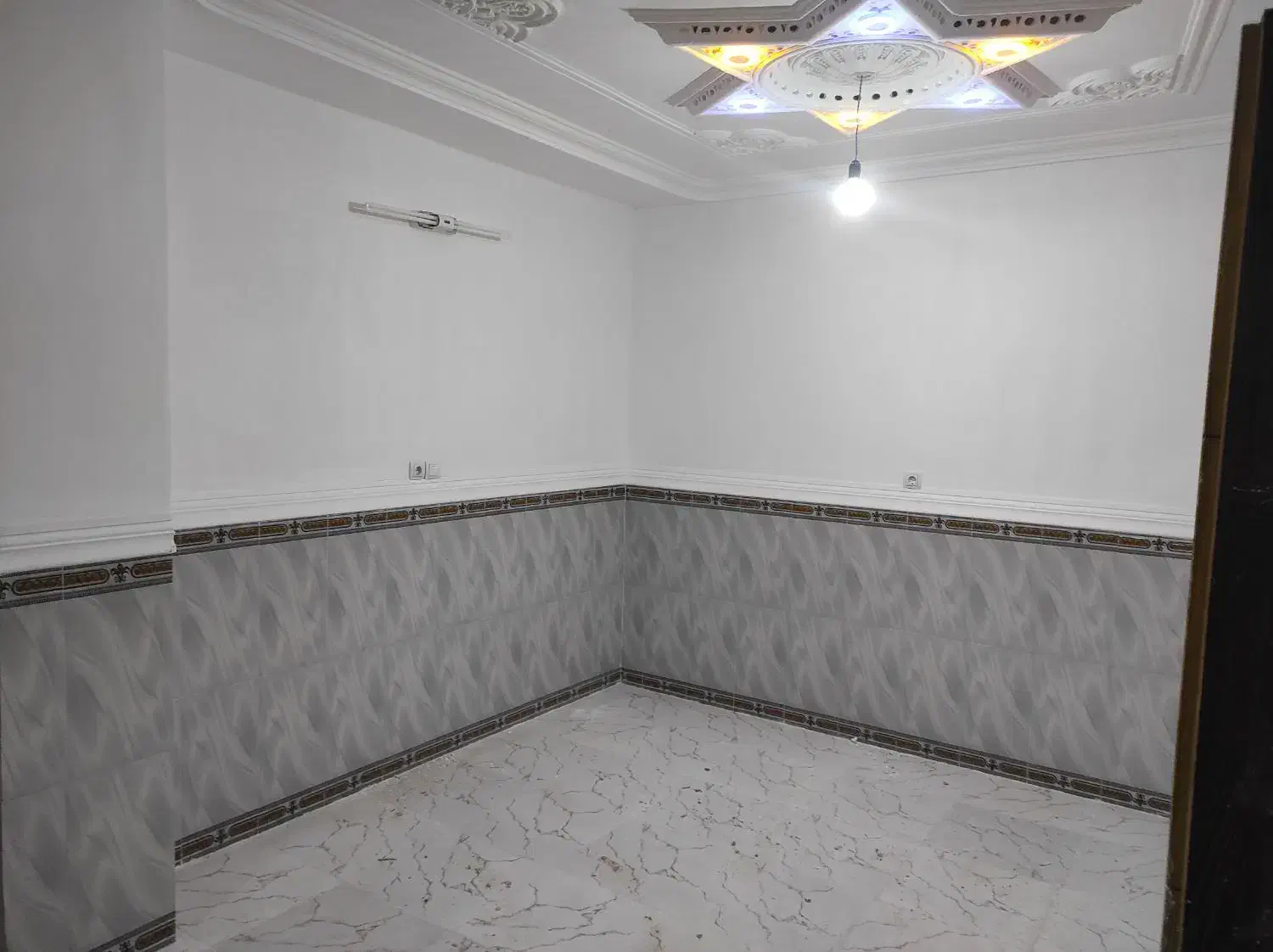 خیابان امام کوچه بستنی شاد۹۰متری ۲خواب|اجارهٔ آپارتمان|چابهار, |دیوار