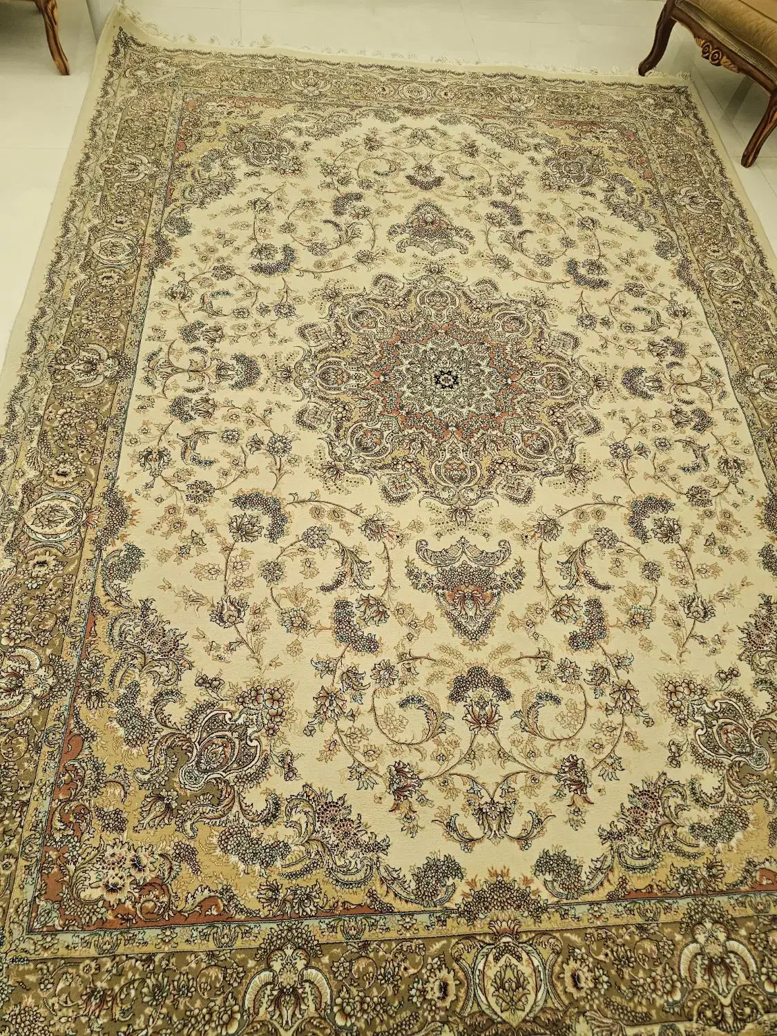 فرش در حد نو|فرش|شیراز, زرهی|دیوار