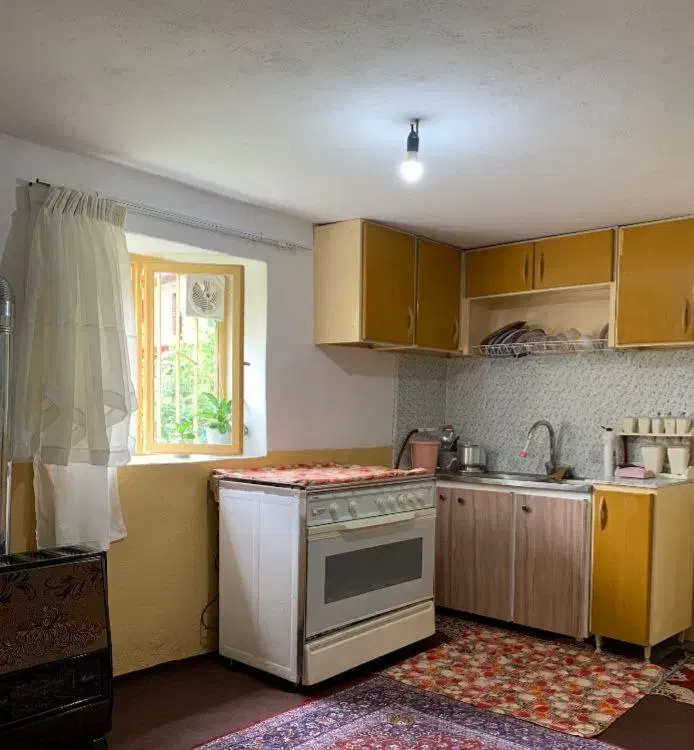 اجاره روزانه،سه سوئیت کولر دار،پارکینگ دار|اجارهٔ کوتاهمدت آپارتمان و سوئیت|تالش, هشتپر|دیوار