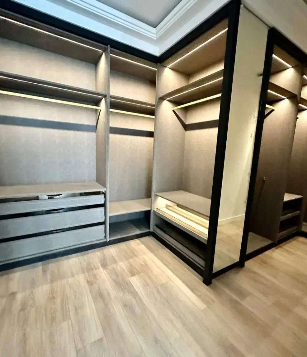 370متر*full modern*کلید نخورده*ویو کل تهران