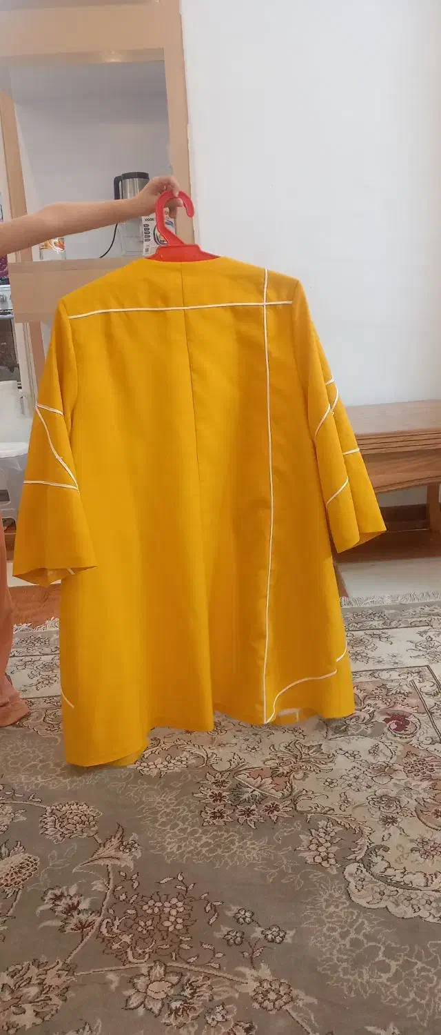 مانتو|لباس|مشهد, طبرسی شمالی|دیوار