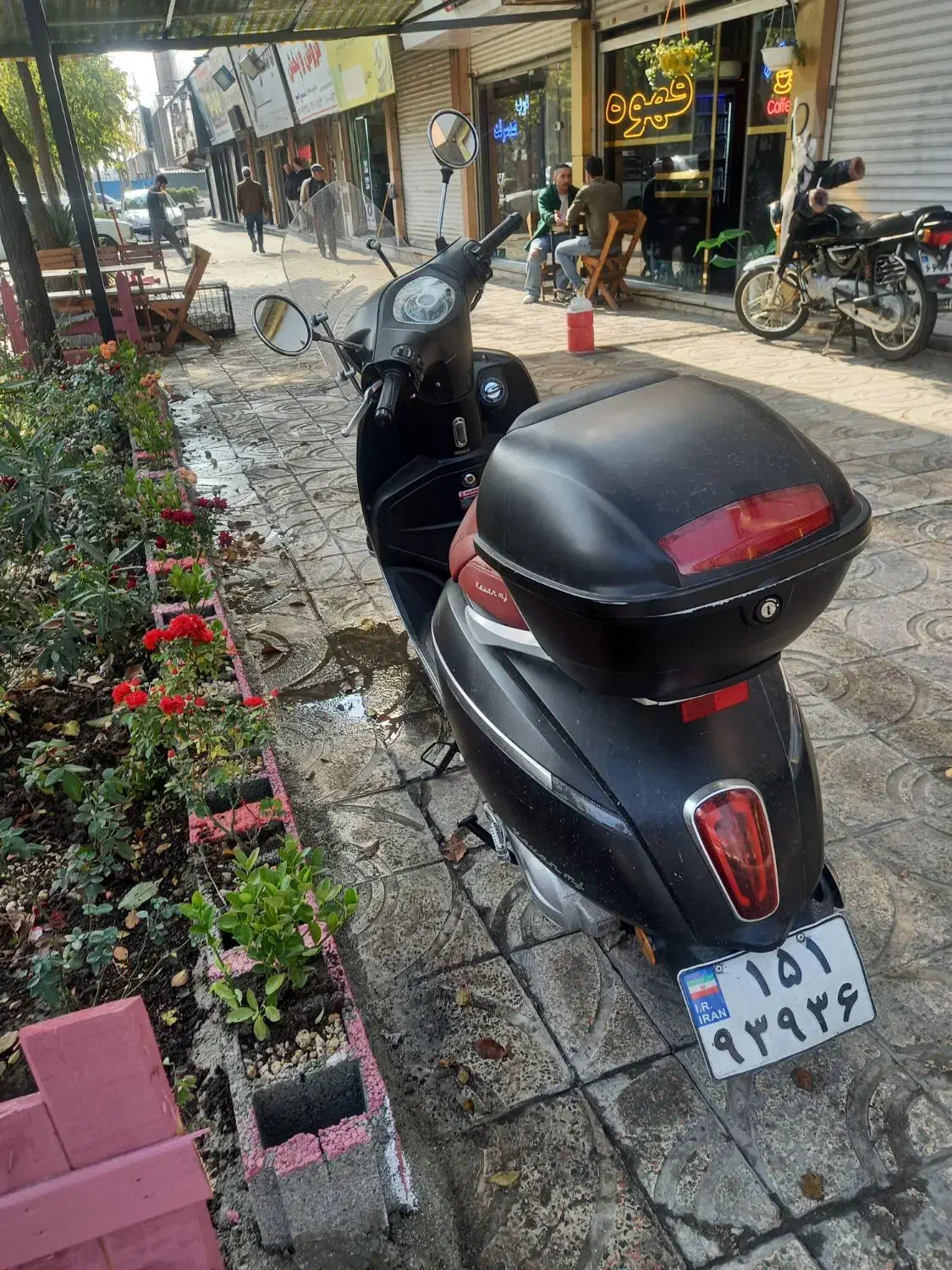 موتور کاوان ۱۵۰ ام جی|موتورسیکلت|فردیس, نیروگاه برق|دیوار