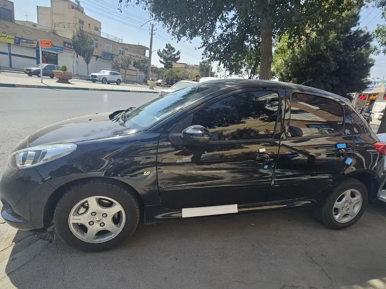 207خشک ۱۴۰۴|خودرو سواری و وانت|رودهن, |دیوار