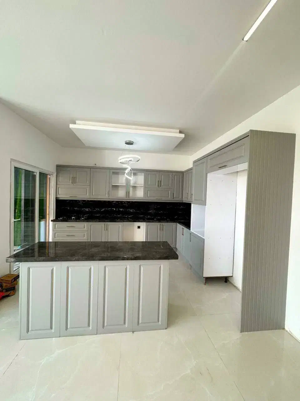 ویلافلت نما اینگلیسی استخردار/سندششدانگ/جنگلی|فروش خانه و ویلا|شفت, |دیوار