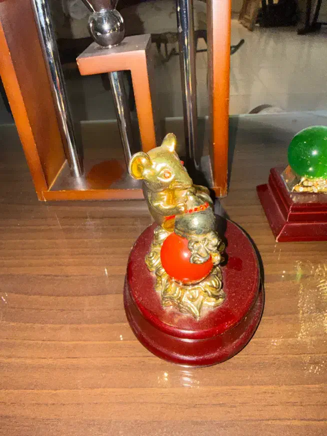 مجسمه آنتیک فروش فوری|کلکسیون اشیاء عتیقه|تهران, فرمانیه|دیوار