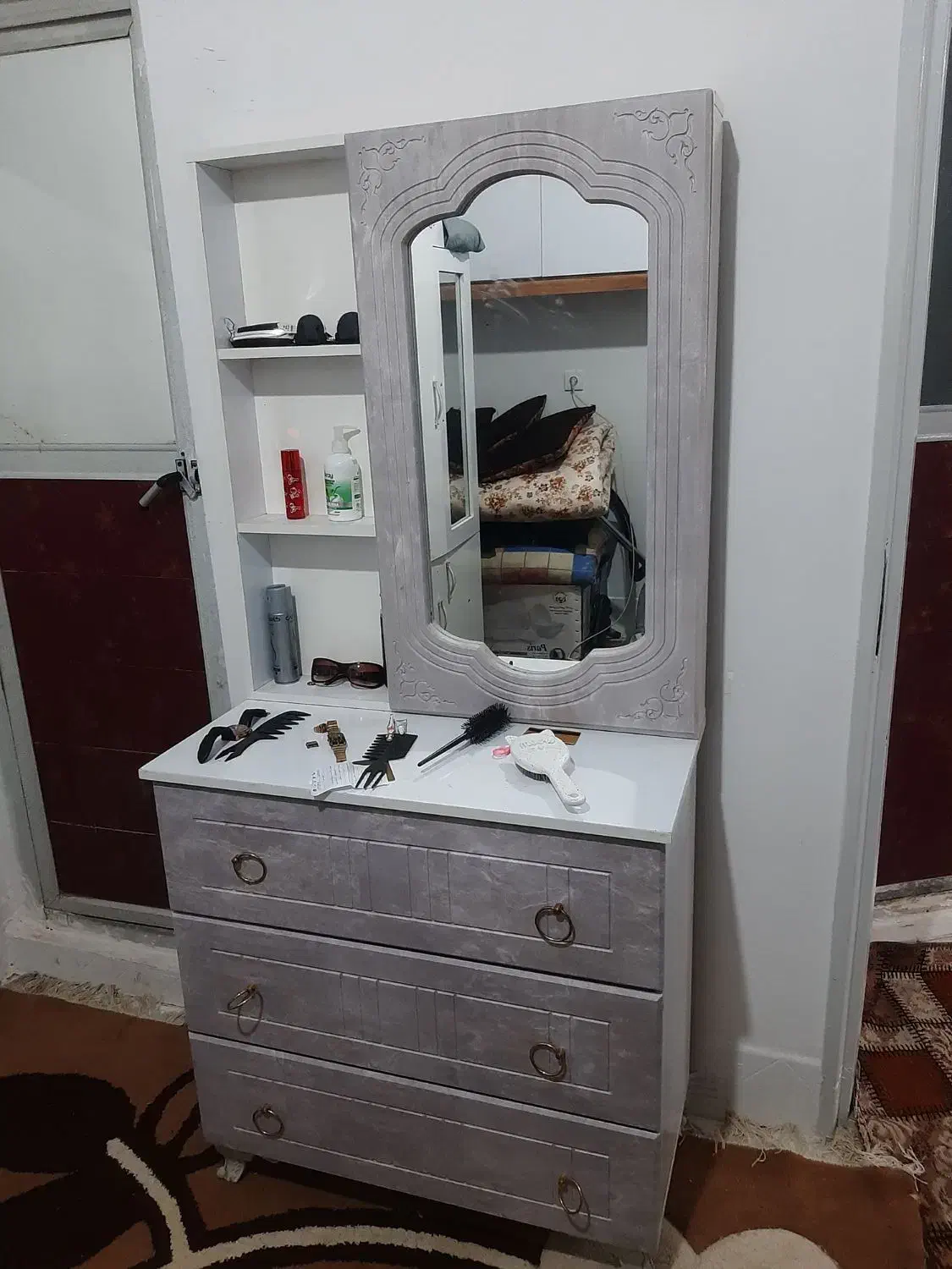 یک دست مبل با میزه جلو مبلی میز عسلی|مبلمان خانگی و میز عسلی|کاشمر, |دیوار