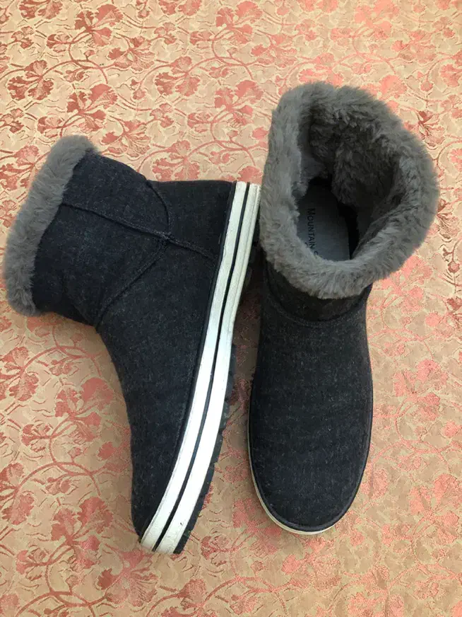 نیم بوت خارجی سایز ۴۴|کیف، کفش، کمربند|ساری, |دیوار