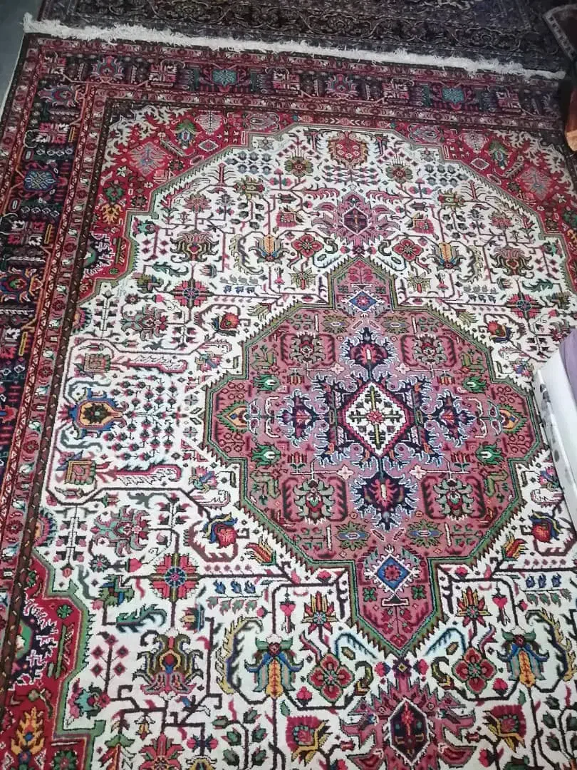 یک فرش 12 متری دست بافت|فرش|شیراز, آزادگان|دیوار