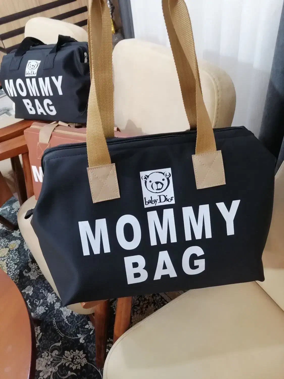 مامی بگ ساک|کیف، کفش، کمربند|قم, نیروگاه|دیوار