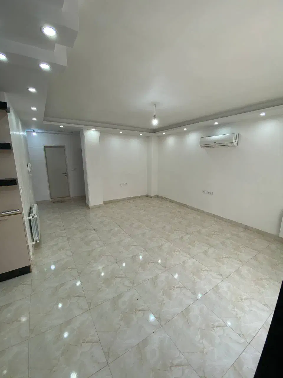 اجاره اپارتمان ۸۷ متری دو خواب در استقامت ۱|اجارهٔ آپارتمان|رشت, استقامت ۱|دیوار