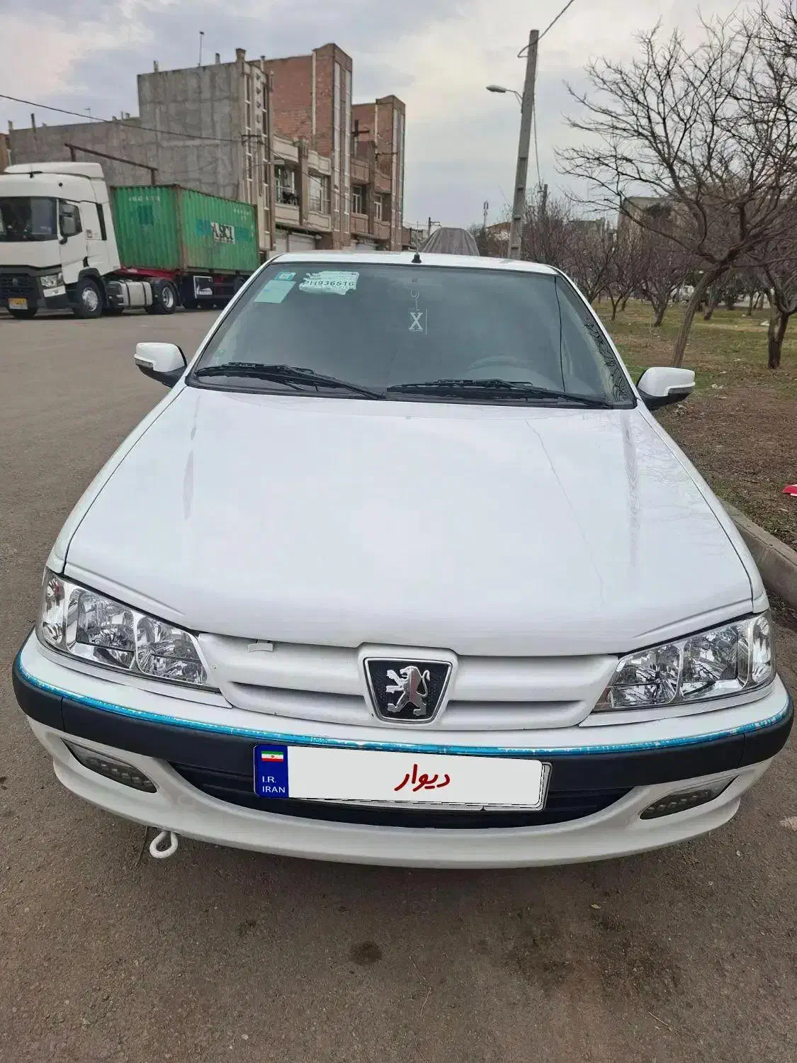 پژو پارس ۱۴۰۲|خودرو سواری و وانت|پارس‌آباد, |دیوار