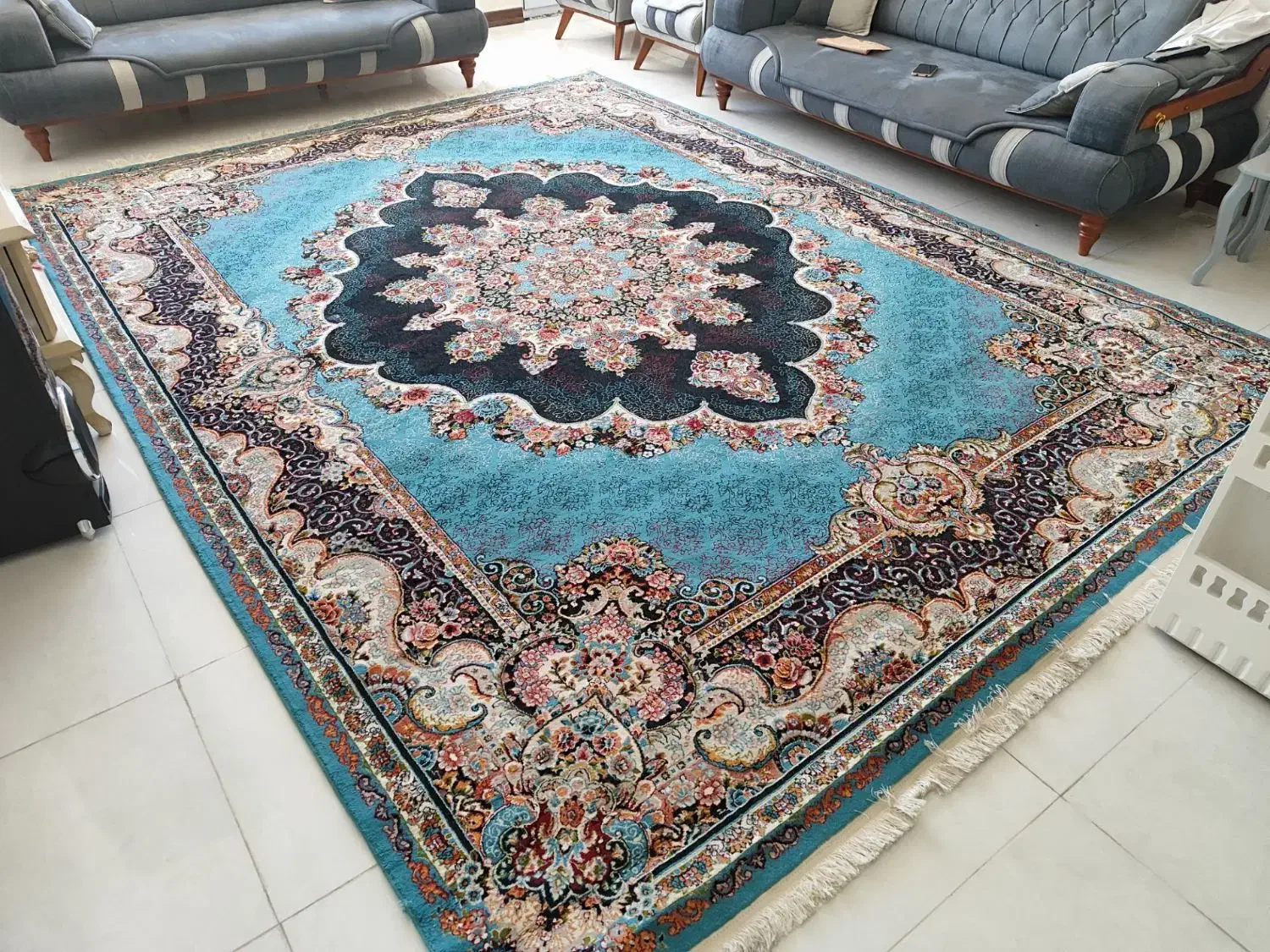 ۳عدد فرش فروشی|فرش|مشهد, ایثارگران|دیوار