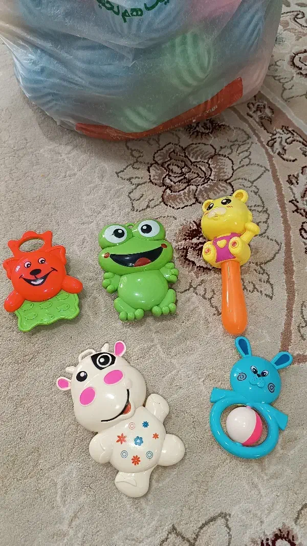 اسباب بازی(قیمت توافقی)|اسباب‌بازی بچه|مسجد سلیمان, |دیوار