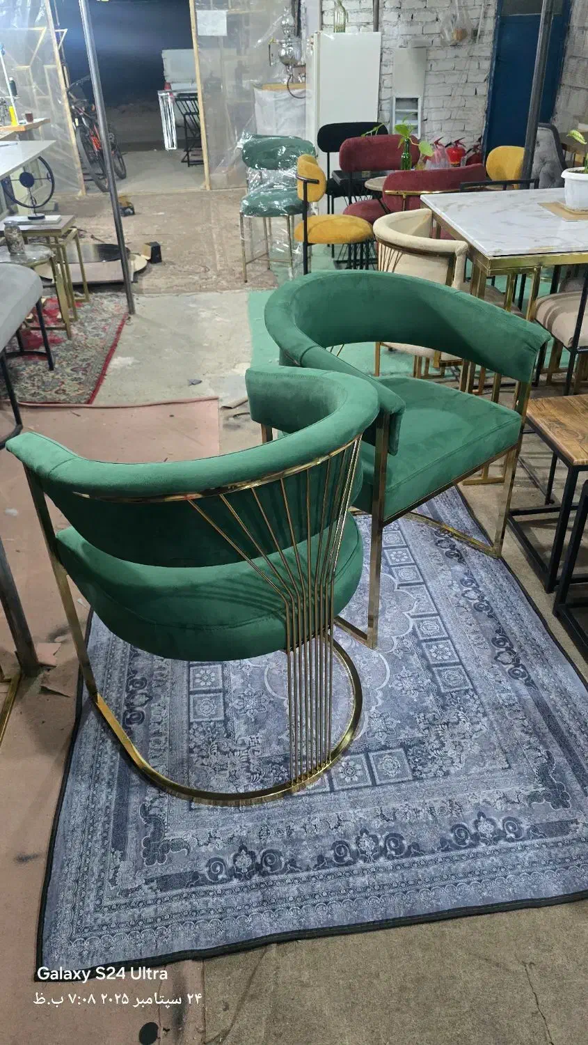 صندلی گیتاری نهار خوری آرایشگاه برند مبل مشهد|میز و صندلی غذاخوری|مشهد, خلق آباد سفلی|دیوار