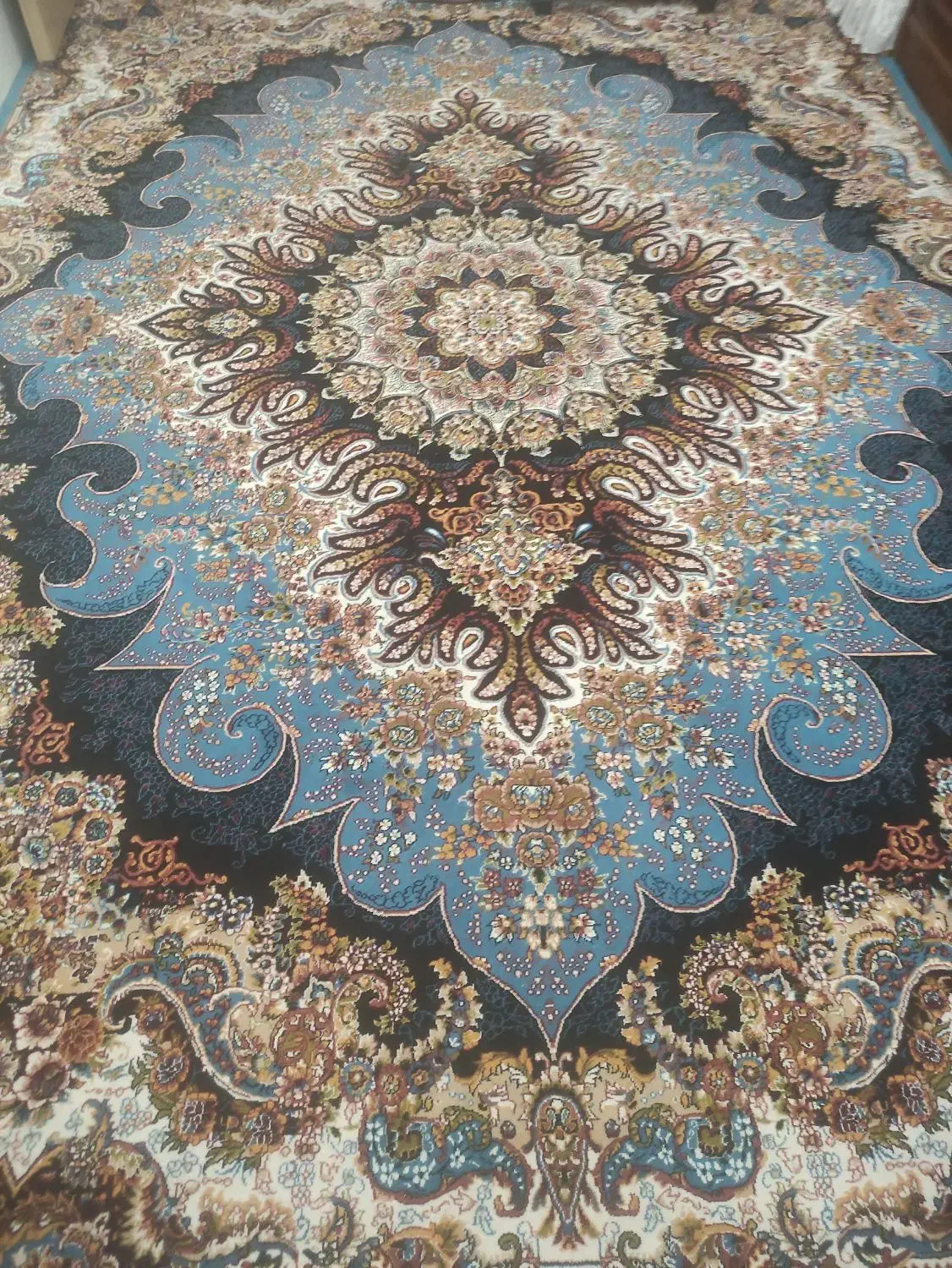 دو تخته فرش ۷۰۰شانه ۹متری|فرش|ارومیه, |دیوار